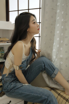 小不点爱吃肉混JIN